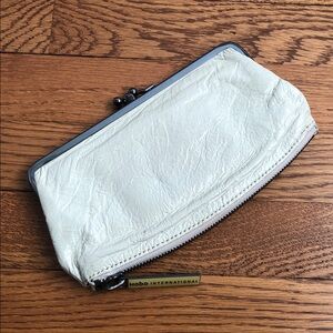 HOBO Cream Wallet